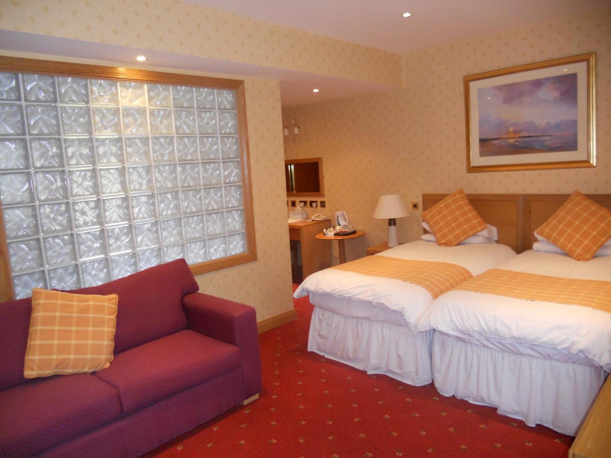 Leapark Hotel Grangemouth Eksteriør bilde