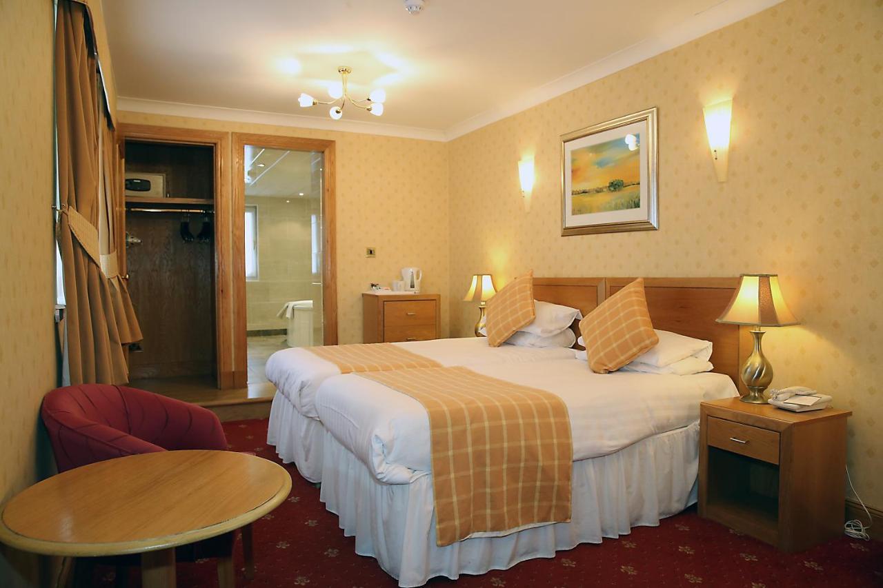 Leapark Hotel Grangemouth Eksteriør bilde