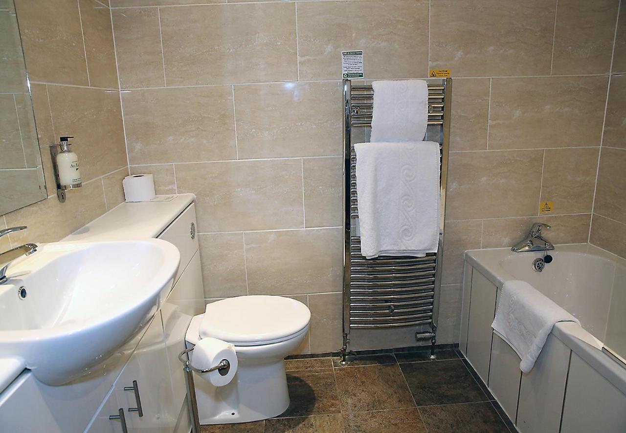 Leapark Hotel Grangemouth Eksteriør bilde