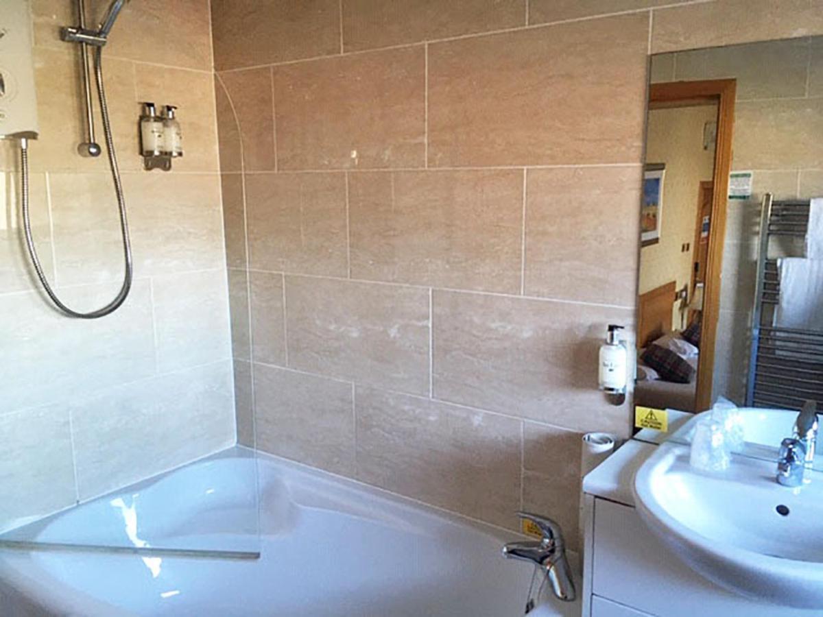 Leapark Hotel Grangemouth Eksteriør bilde